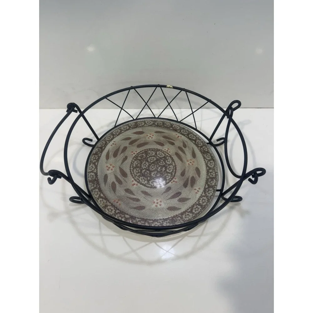 Temptations by Tara Old World Trivet and Wire Rack W Handles Vintage